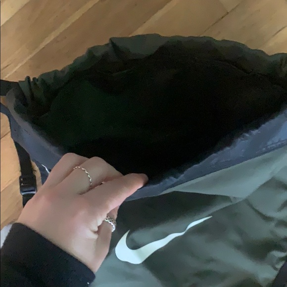Nike Draw String Backpack - Picture 4 of 5